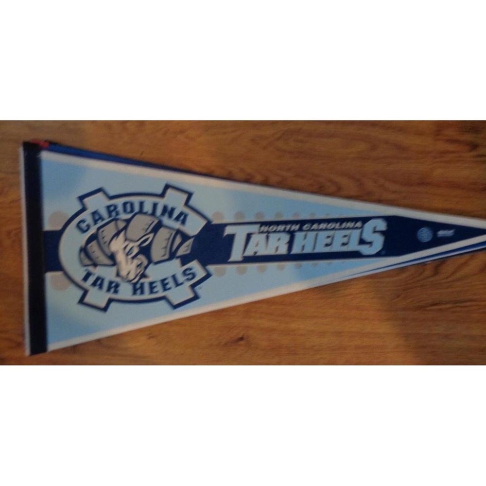NCAA North Carolina Tar Heels Felt Pennant Baseball